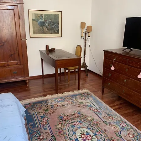 Alojamento de Acomodação e Pequeno-almoço Casa Di Terry Ravena