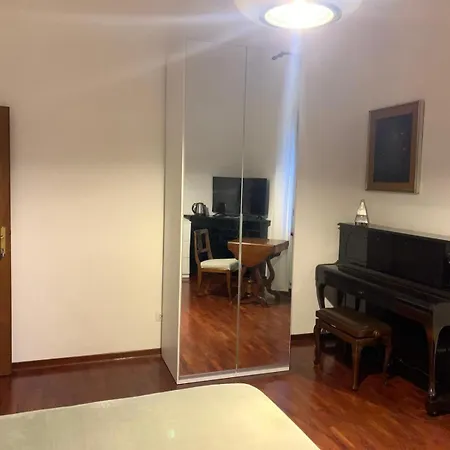 Alojamento de Acomodação e Pequeno-almoço Casa Di Terry