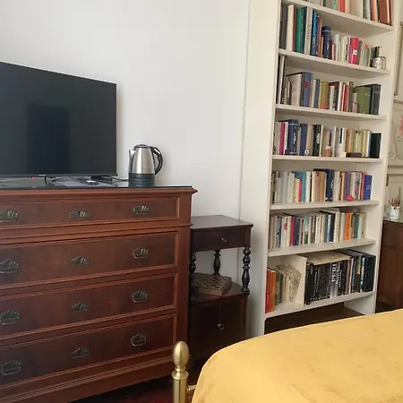 Alojamento de Acomodação e Pequeno-almoço Casa Di Terry Ravena